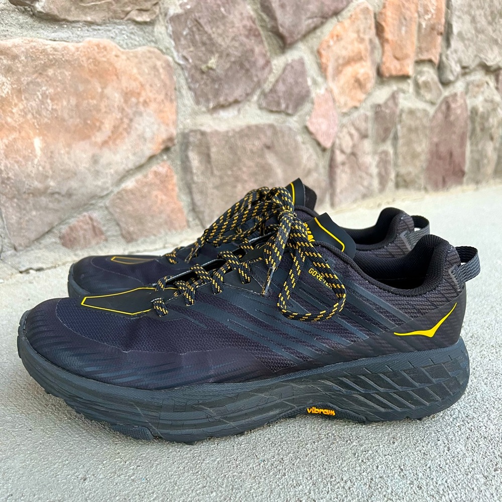 Hoka Speedgoat 4